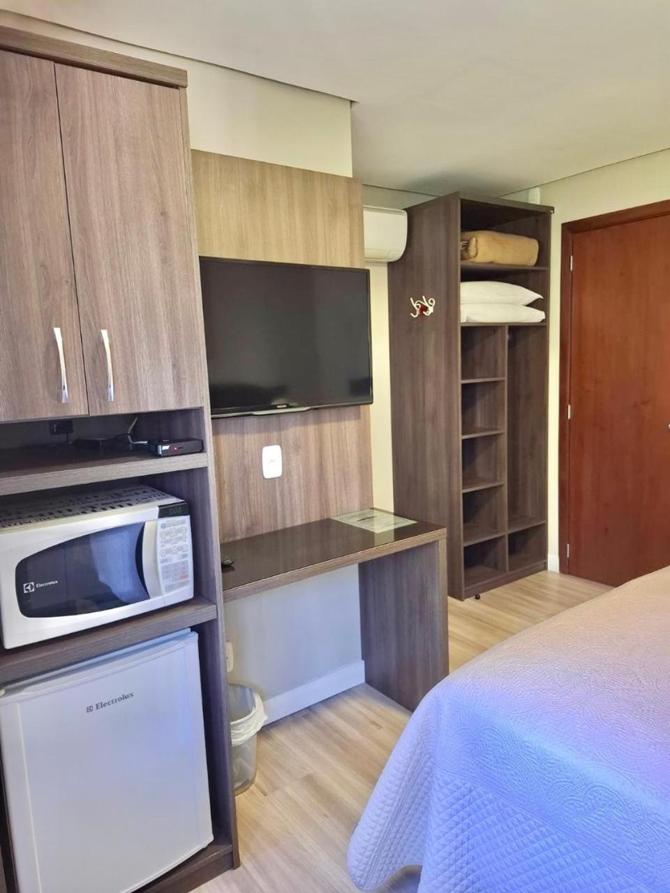 Residencial Jardim Dos Pinheiros 279 Apartment Canela Bagian luar foto