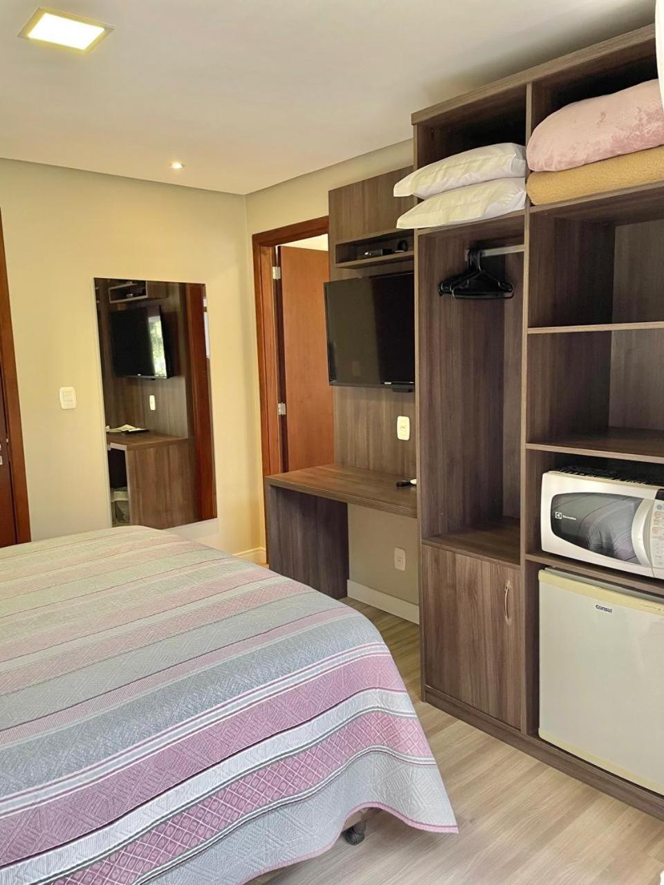 Residencial Jardim Dos Pinheiros 279 Apartment Canela Bagian luar foto